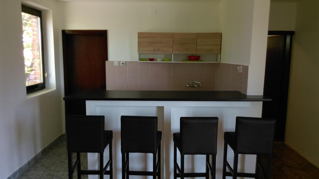 Apartment Quattro Novi Sad Extérieur photo